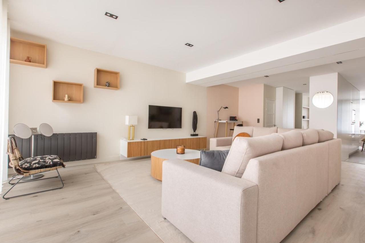 Appartement Spacieux Et Moderne 4 Chambres A 5Mn A Pieds Republique リール エクステリア 写真