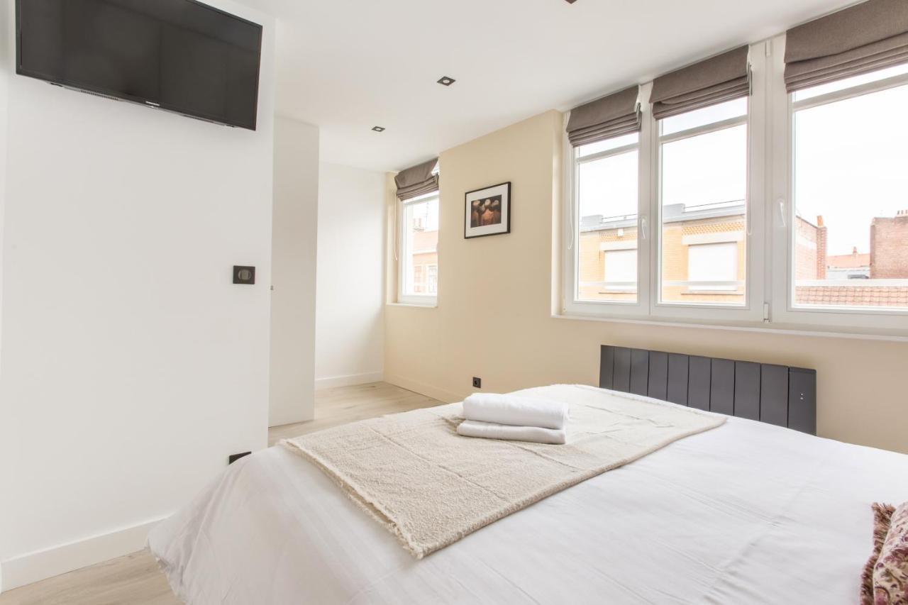 Appartement Spacieux Et Moderne 4 Chambres A 5Mn A Pieds Republique リール エクステリア 写真