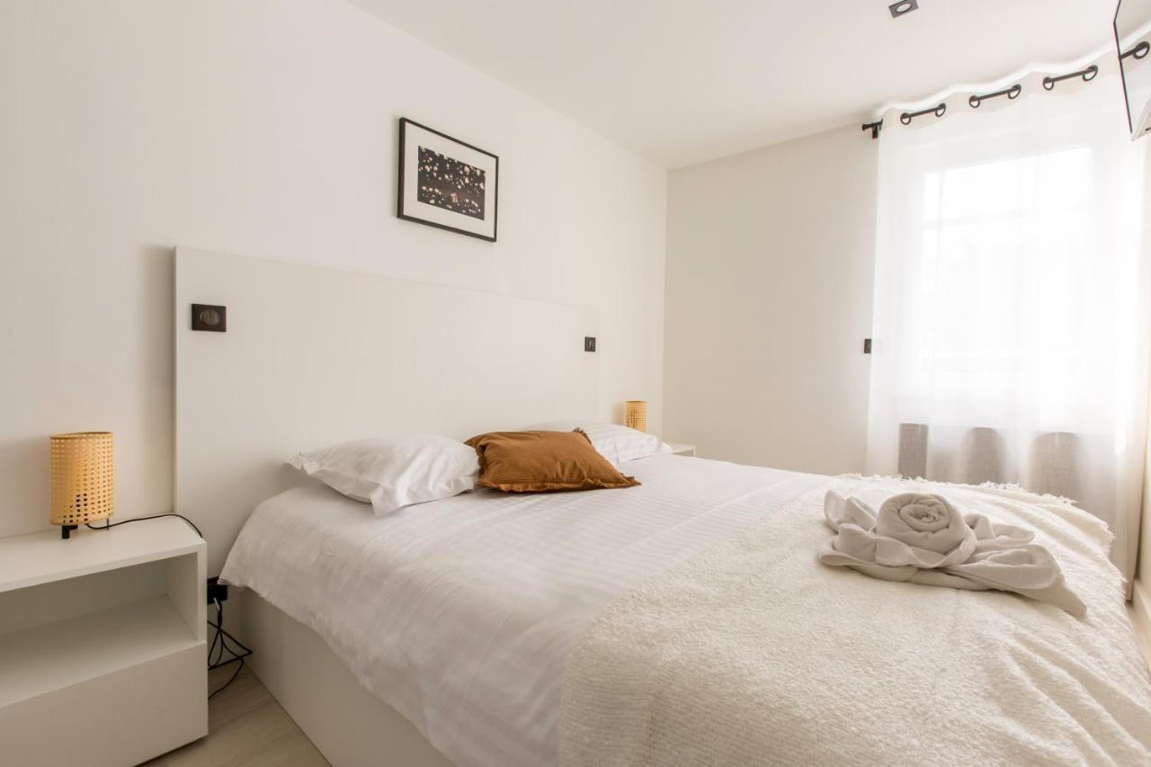 Appartement Spacieux Et Moderne 4 Chambres A 5Mn A Pieds Republique リール エクステリア 写真